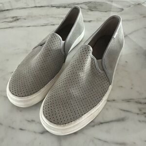 Keds slides size 9.5 color grey